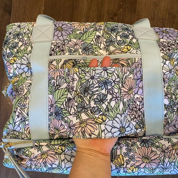 Poppy & Peonies voyager travel bag - Picture 5 of 6